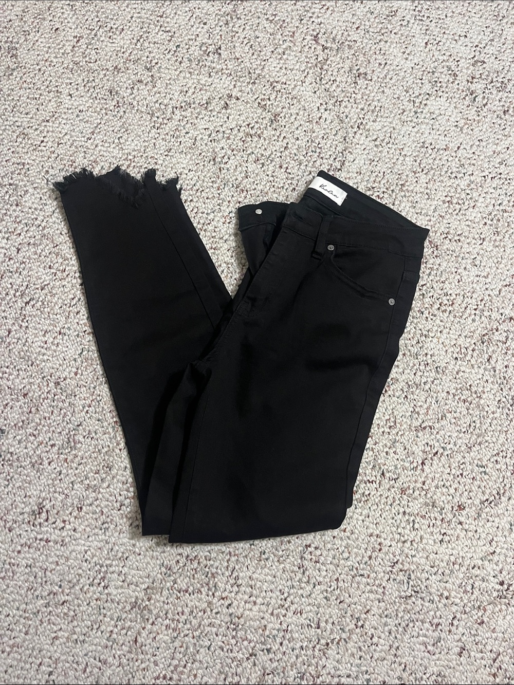 like new KanCan Size 27